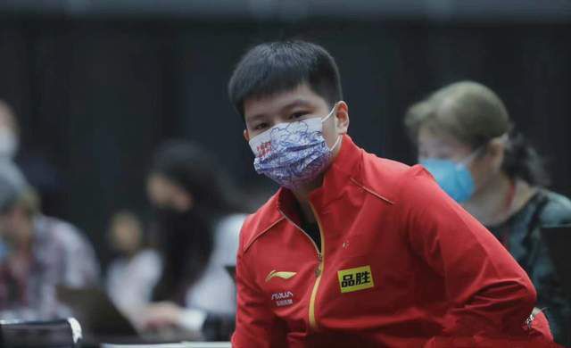 以新演员名义